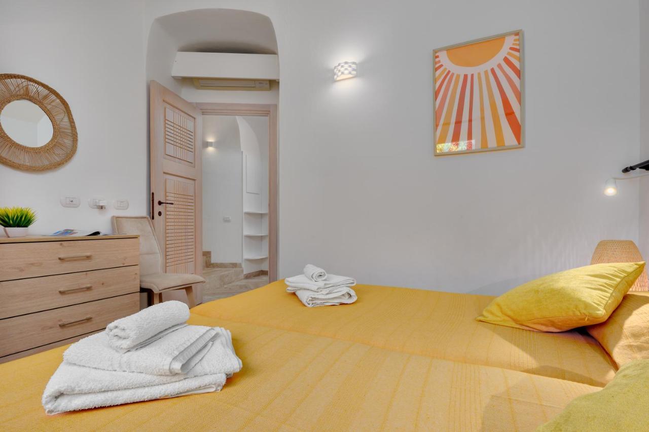 Villetta D'Arancia - Sherdenia Luxury Apartments 马里内拉 外观 照片