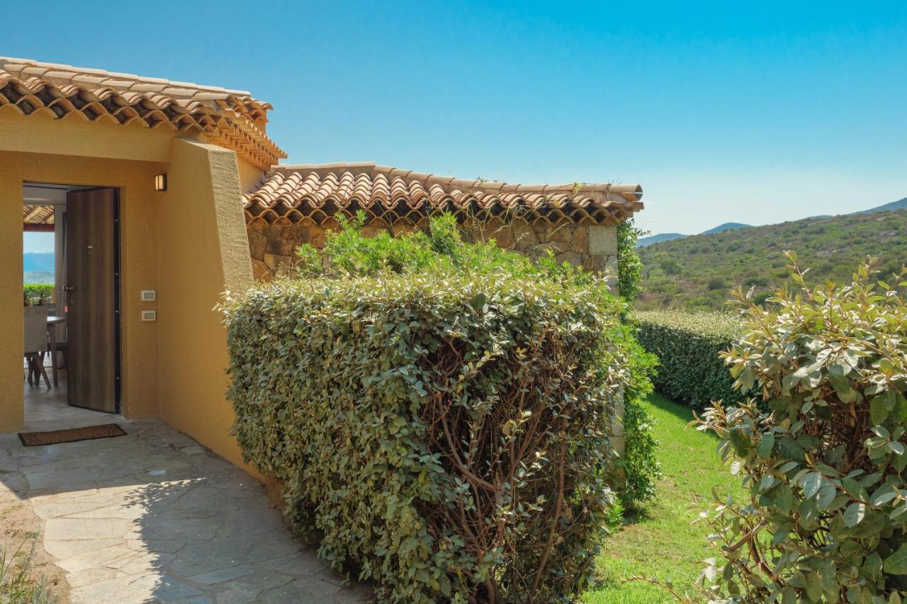 Villetta D'Arancia - Sherdenia Luxury Apartments 马里内拉 外观 照片